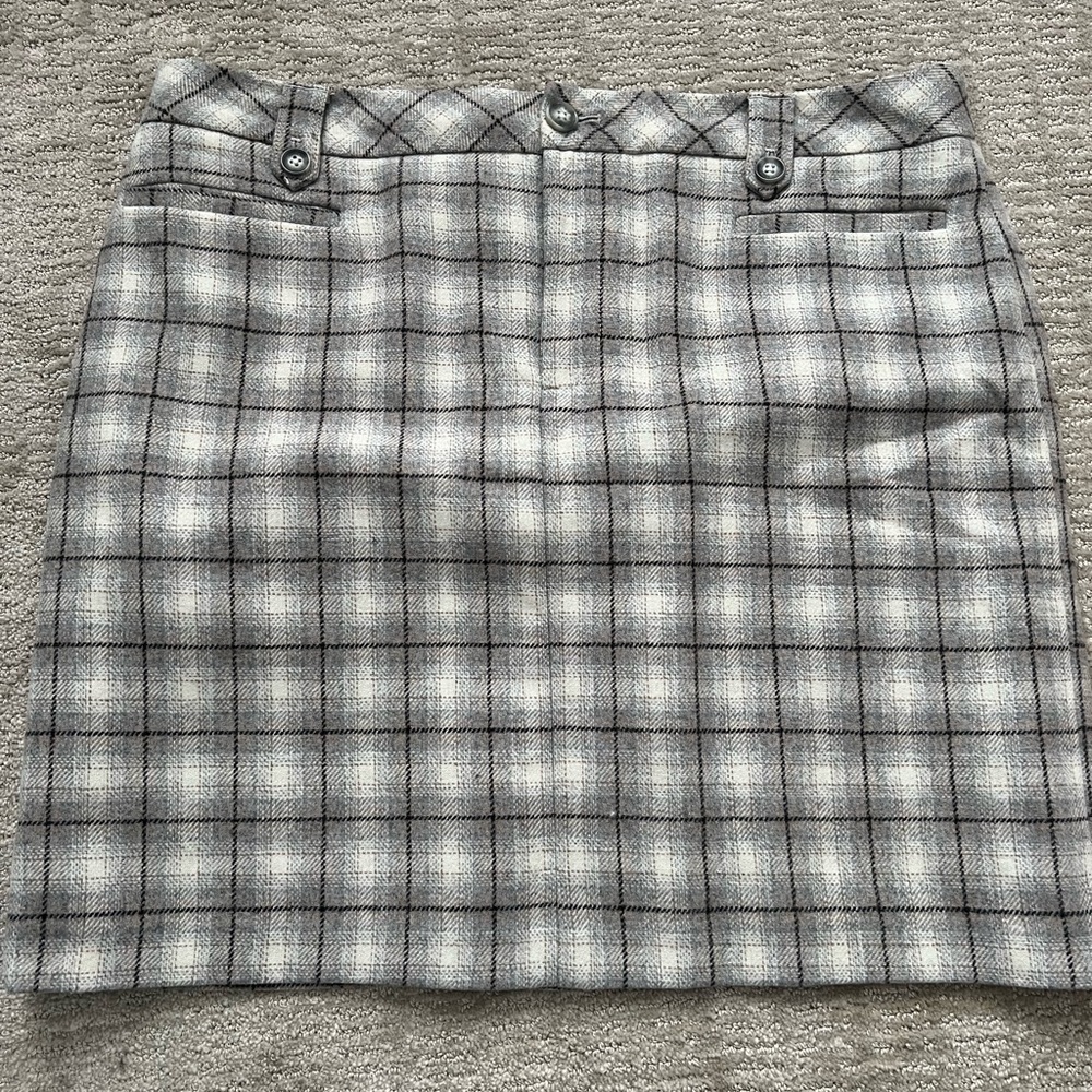 Eddie Bauer Women’s Wool Skirt Size 16.